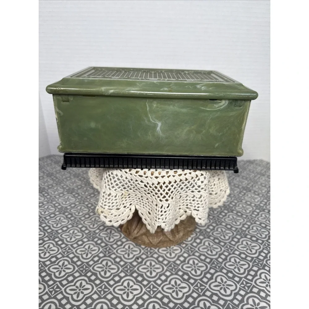 Antique Talisman By Deltah Jade Celluloid Jewelry Trinket Box ~ 7.25